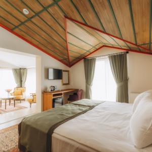 Grand Deluxe Room