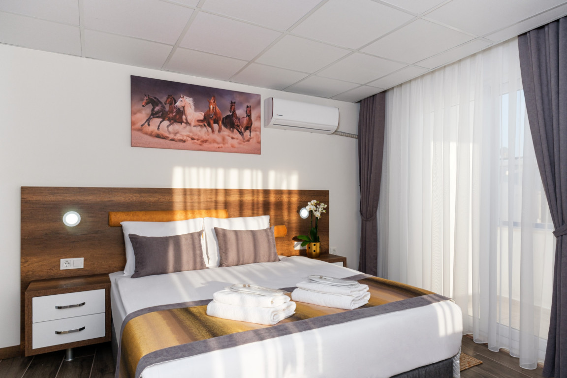 Deluxe Single Room