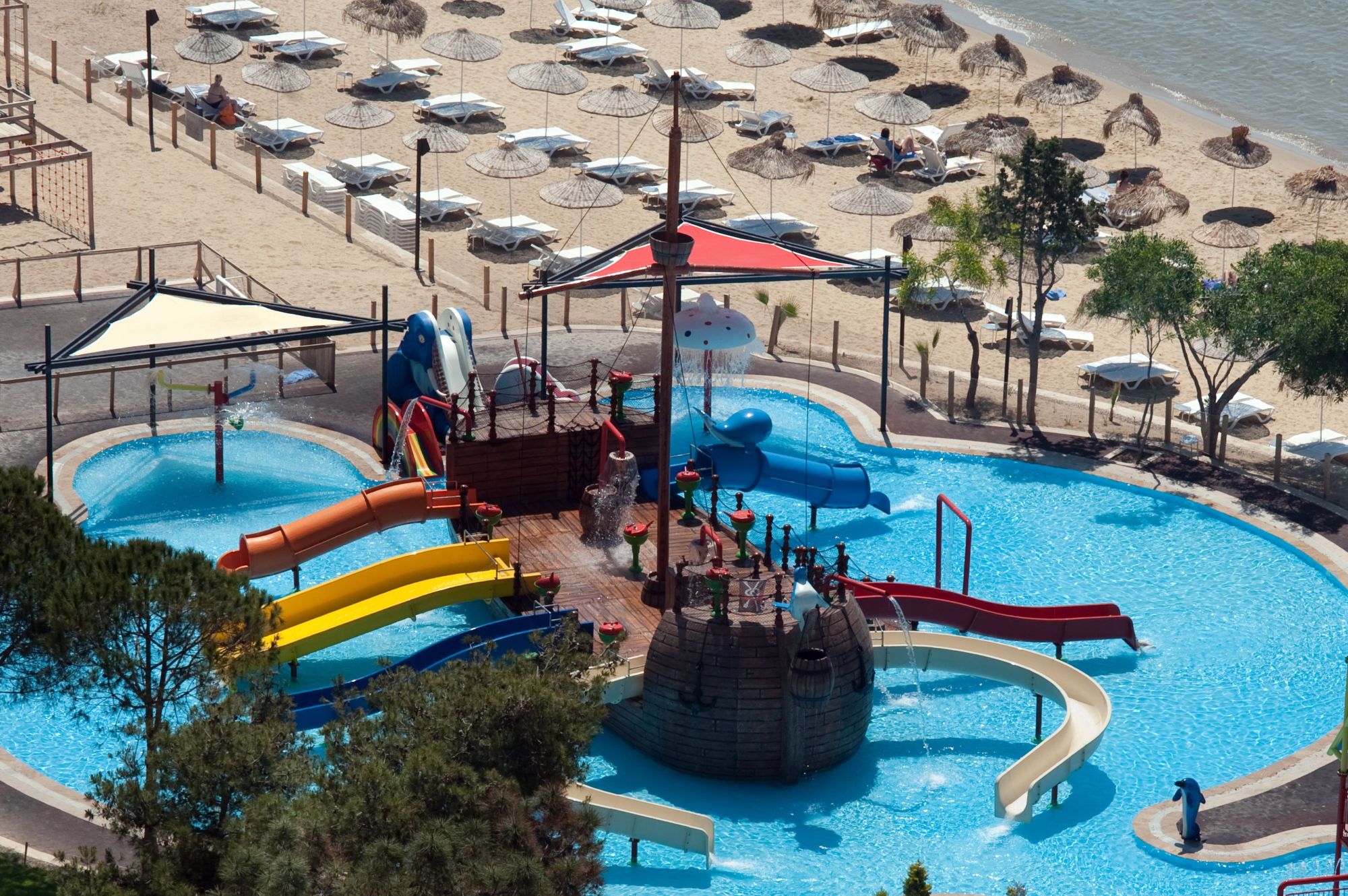 Mini Paradise Aqua Park
