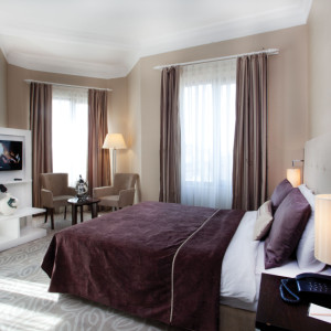 Deluxe Family Suite