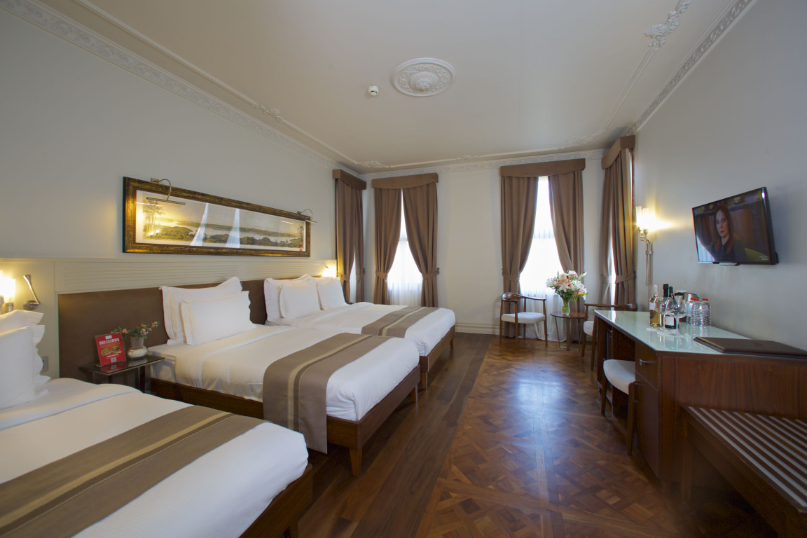 Comfort Quadruple Room