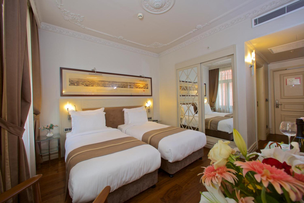 Taxim Lounge Hotel