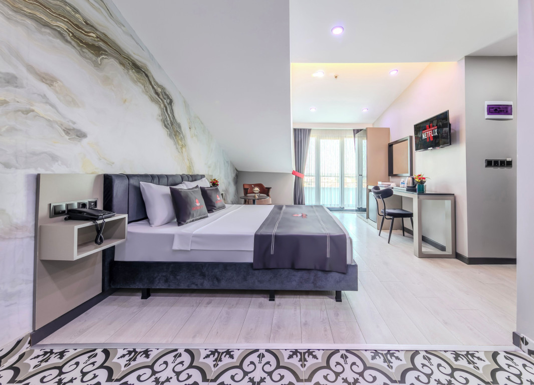 Intercity Airport Hotel