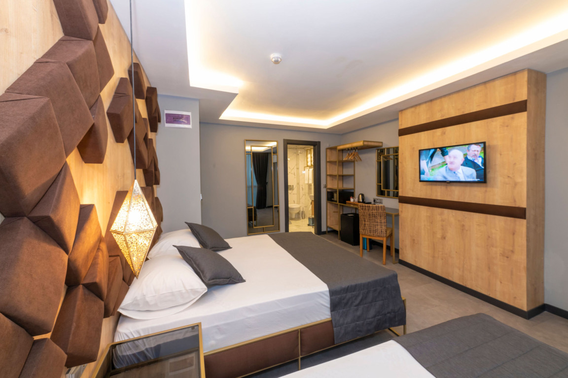 Deluxe Triple Room