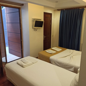Standard Triple Room Partial Sea View
