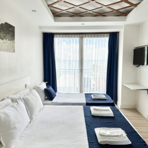 Deluxe Triple Room Sea View
