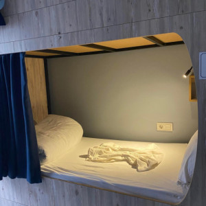 1 Bed in 6 Person Male Dormitory
