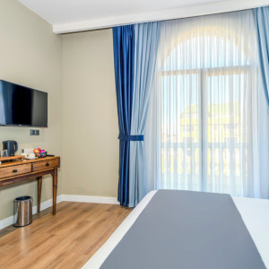 Deluxe Double Room With Balcony