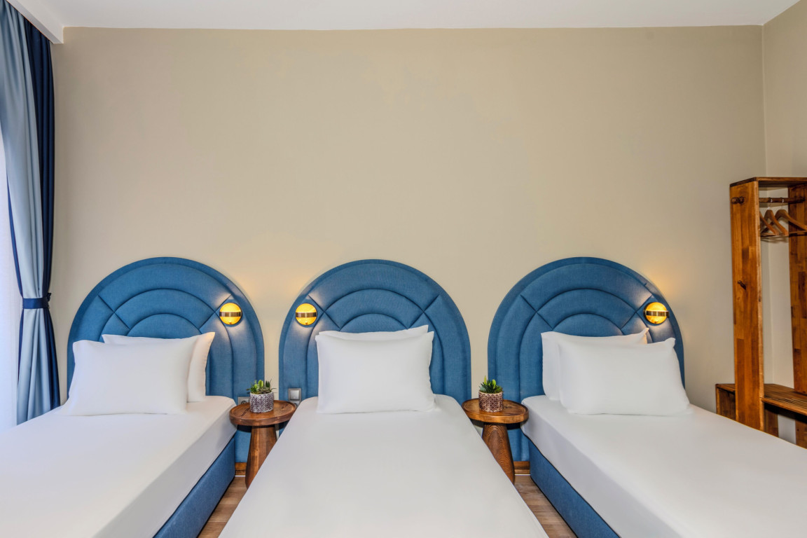 Nenessa Airport Hotel