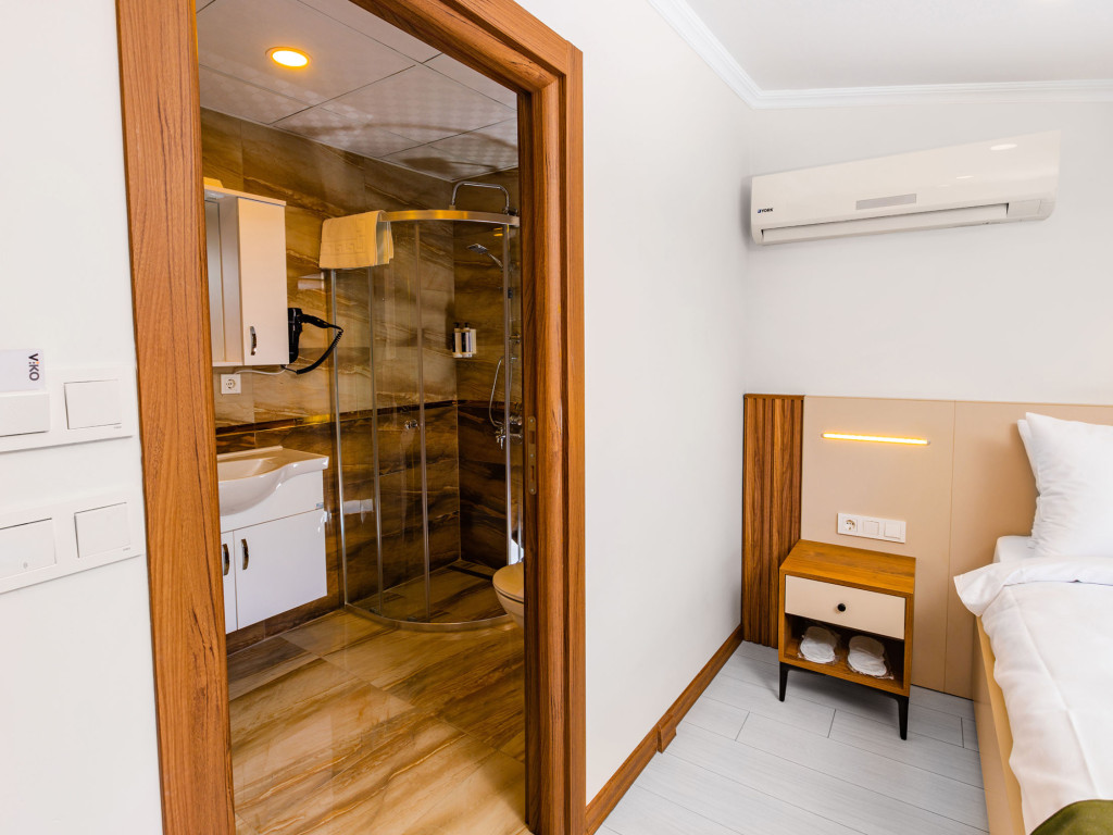 Quinnova Hotel
