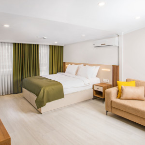 Queen Room With Balcony
