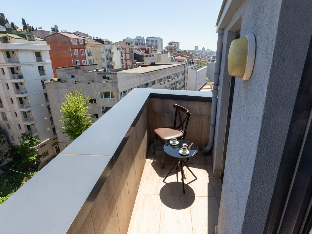 Quinnova Hotel