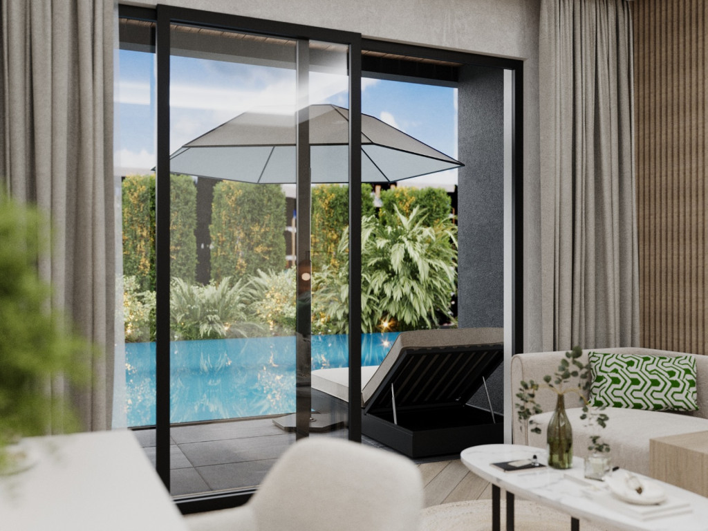 Deluxe Family Room Pool Access