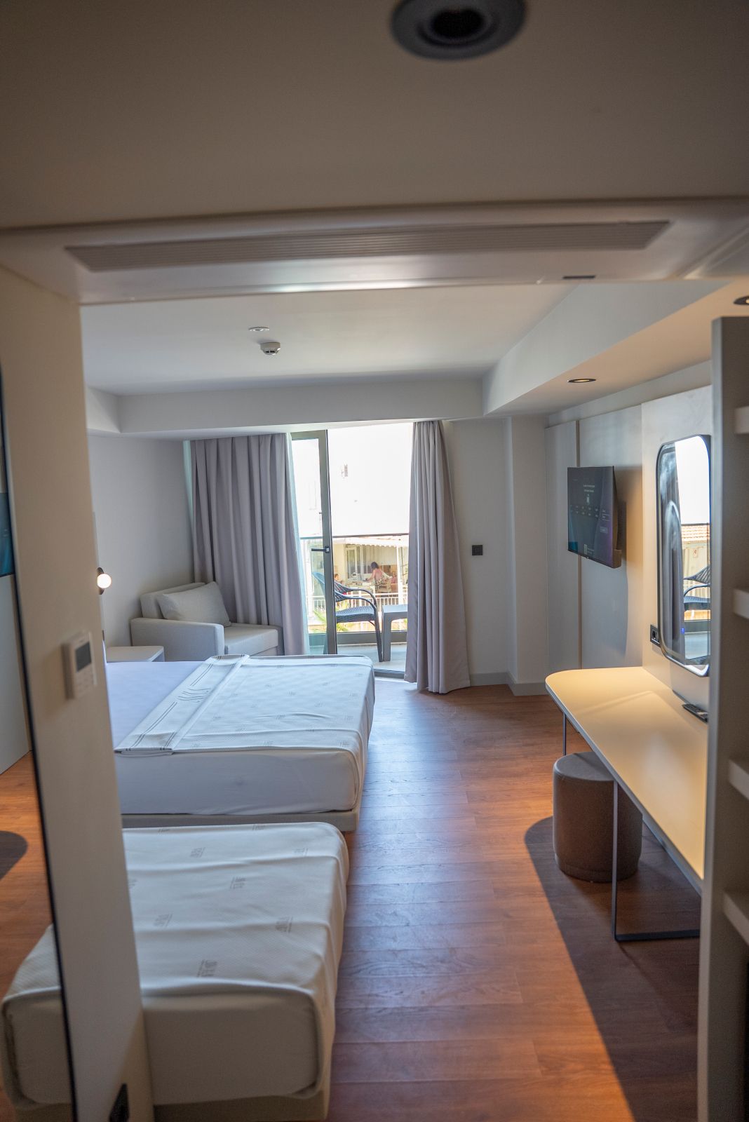 Superior Land View Room