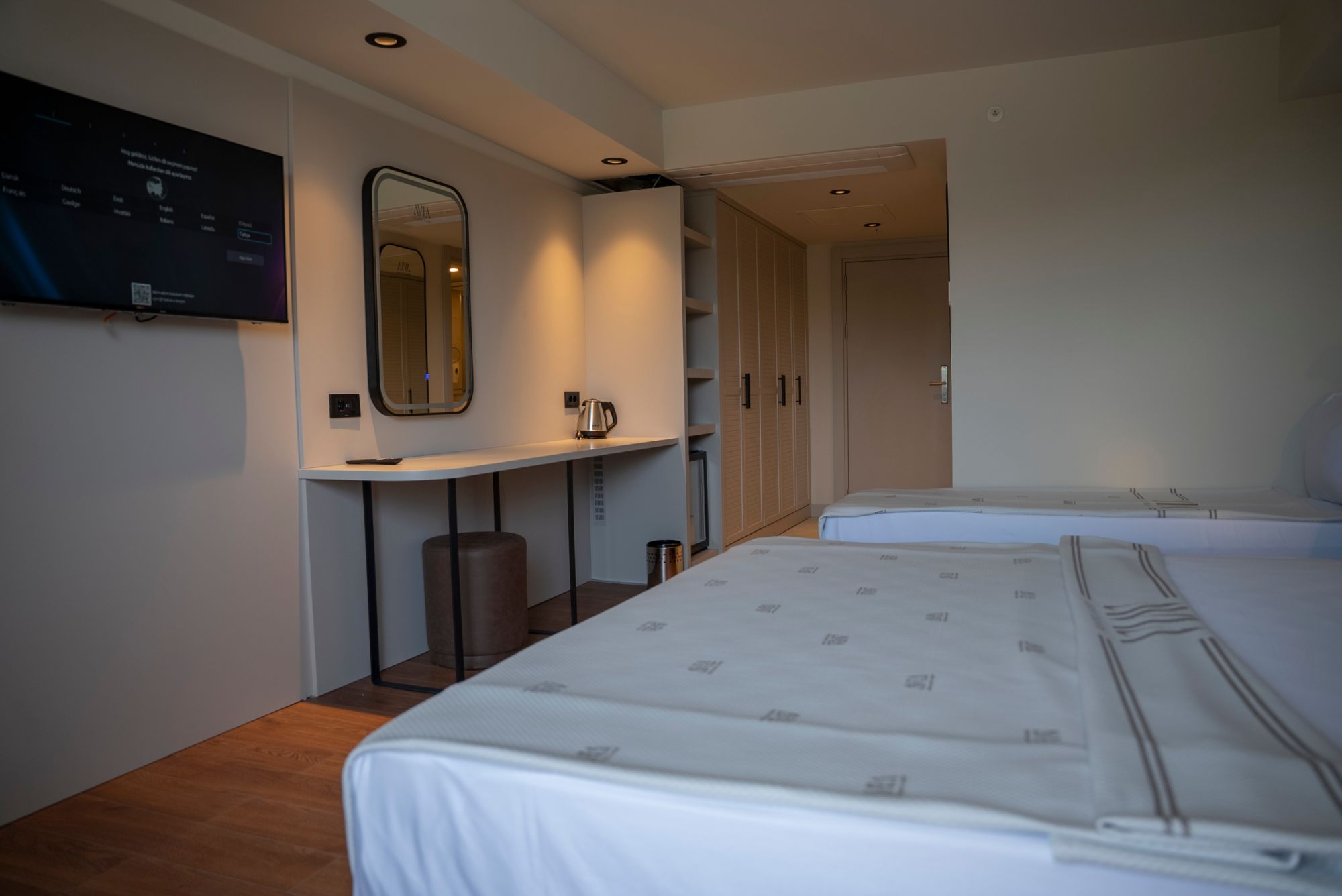 Superior Land View Room
