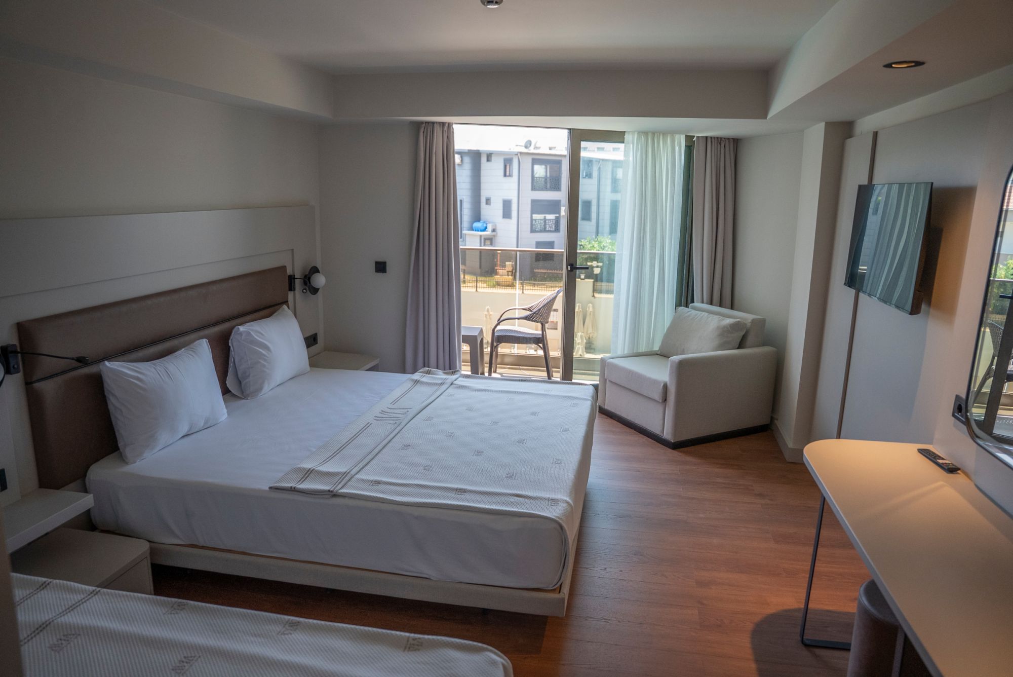 Avia Resort Hotel & Spa