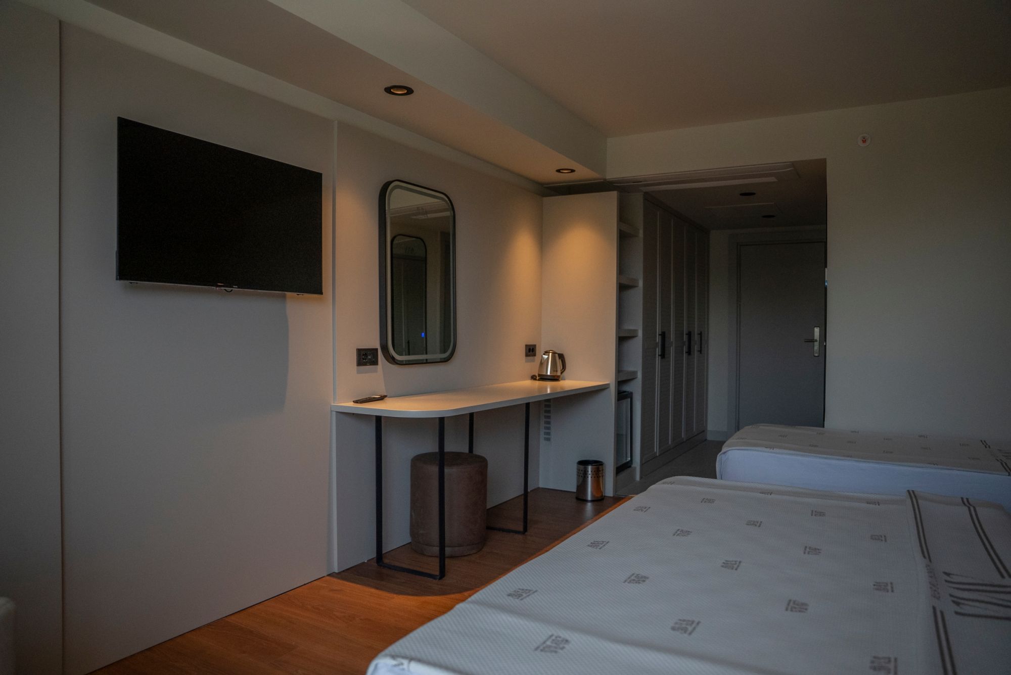 Superior Land View Room