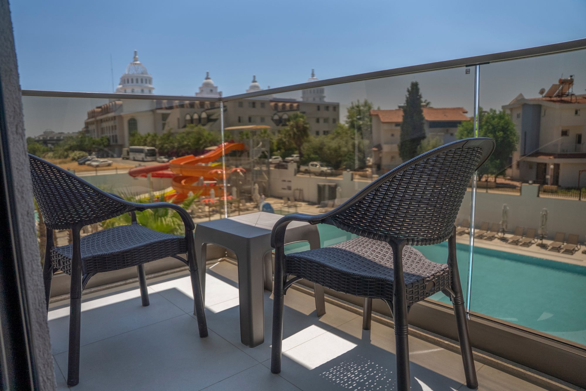Superior Pool View Room