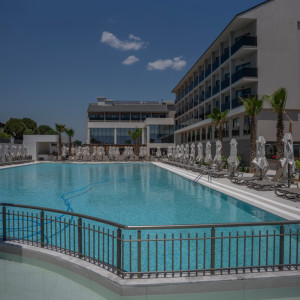 Avia Resort Hotel & Spa