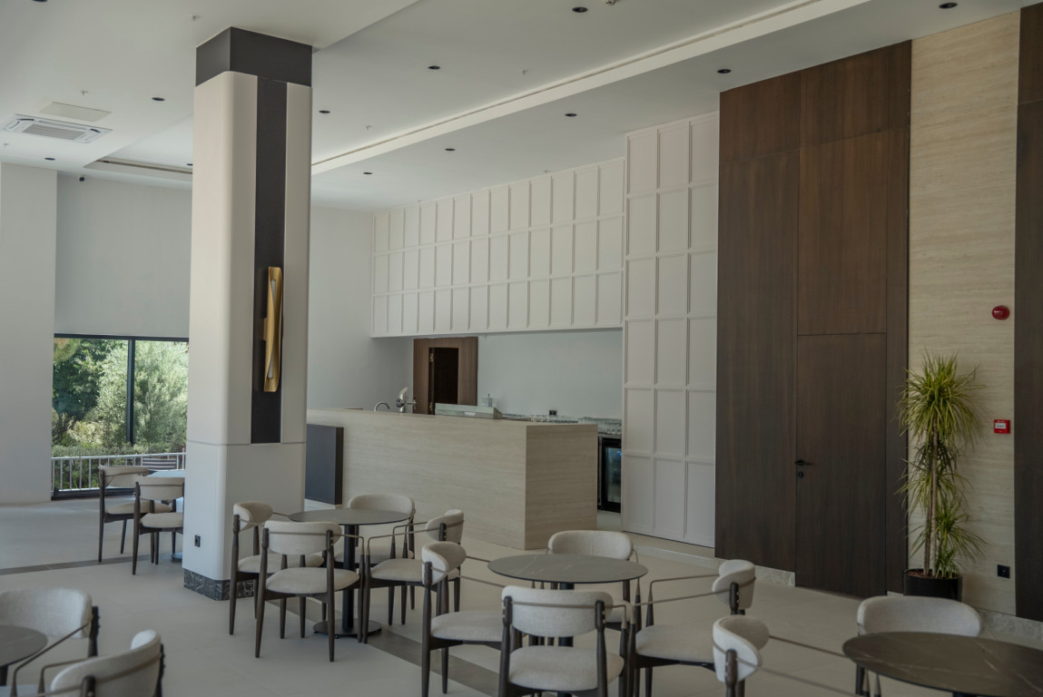 Lobby Bar