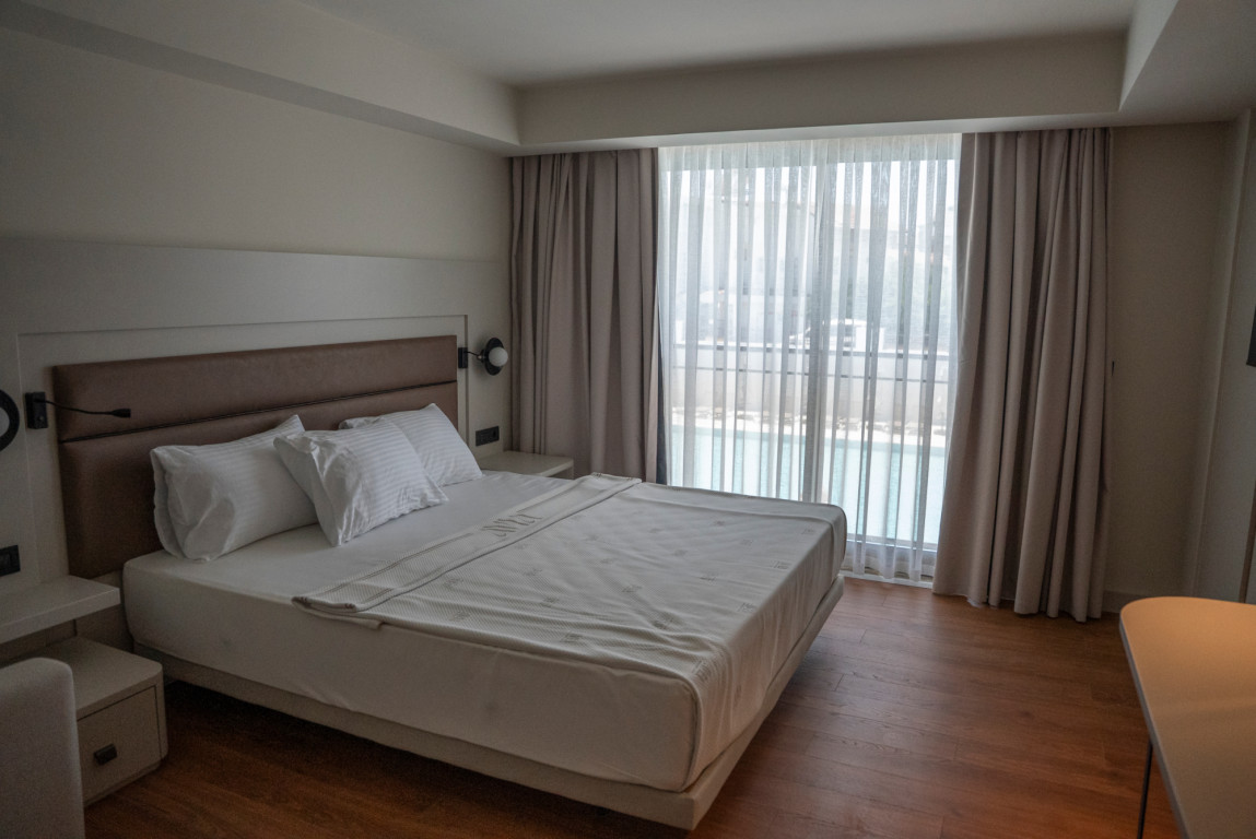 Superior Eco Room
