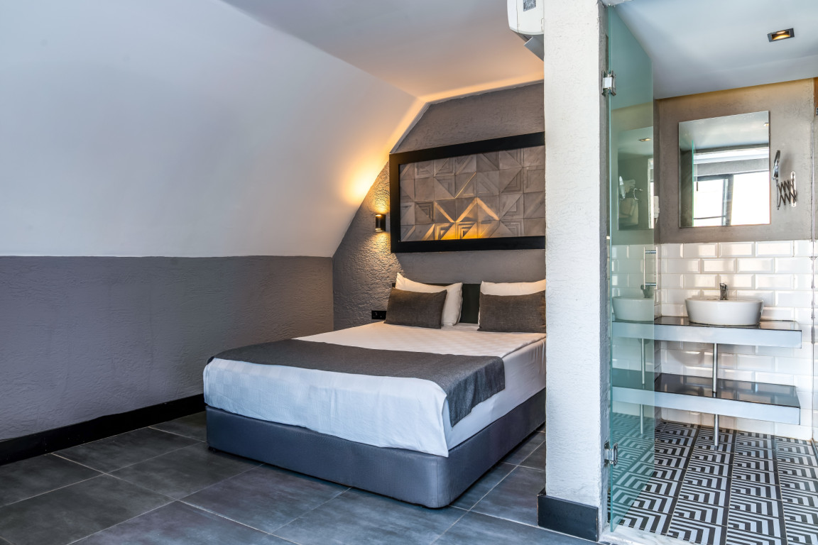 Mielo Lara Hotel