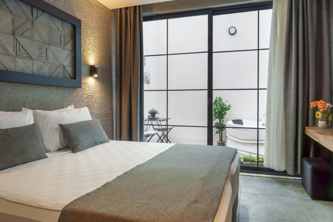 Mielo Lara Hotel