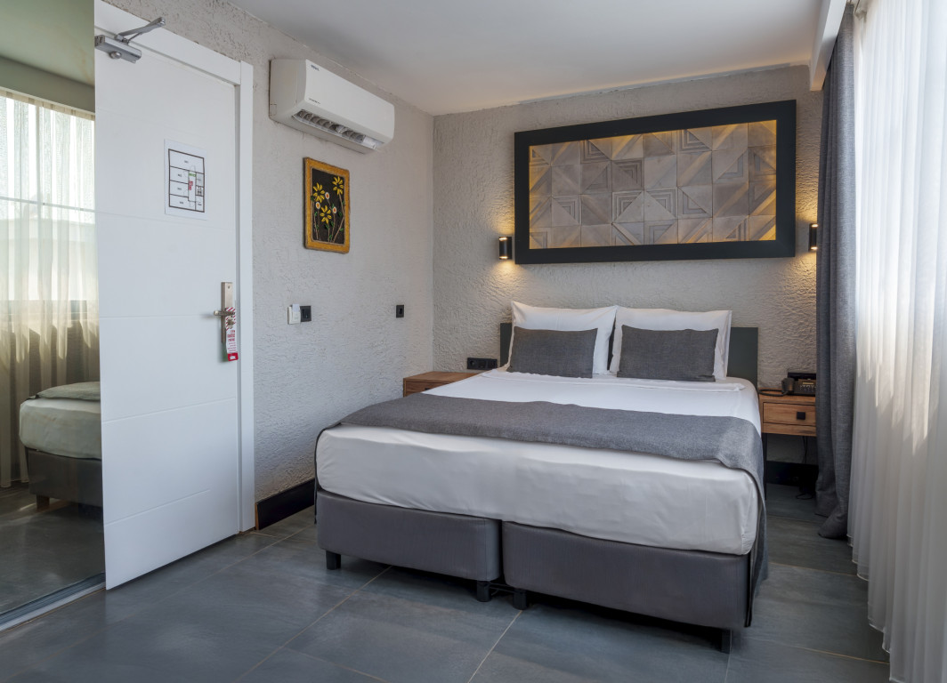 Mielo Lara Hotel